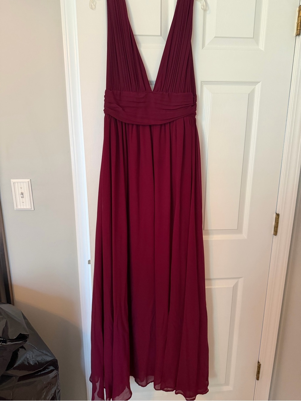 Lulu’s Burgundy Wine Chiffon Maxi Dress Size M Formal Bridesmaid